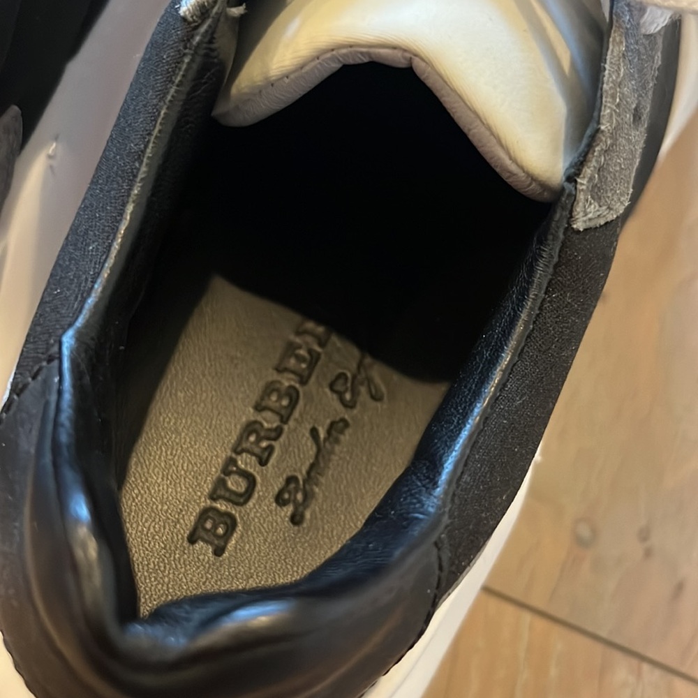 Burberry Black and White Women's Sneakers - Picture 2 of 6